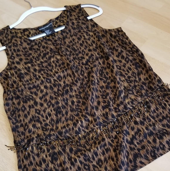 Gorgeous Animal Print Top - Picture 2 of 7